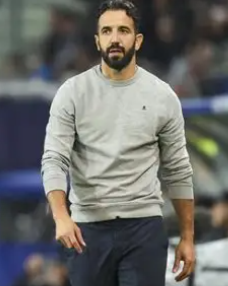 曼联胜纽卡赛后：阿莫林详解提前换下卡塞米罗之因