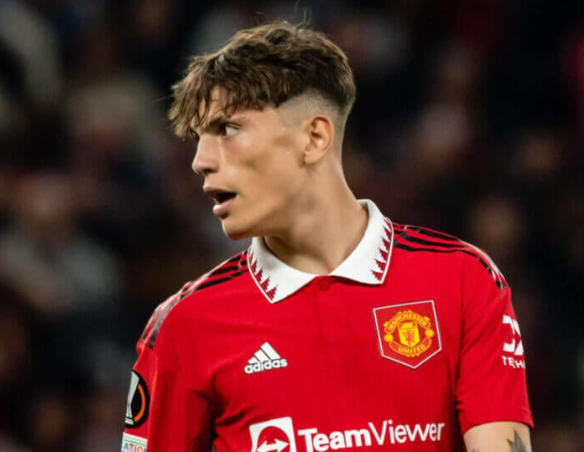 菲利普斯评切尔西新援：加纳乔需收敛傲气，帕尔默应居核心位